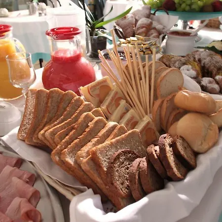 Acropolis 카톨리카