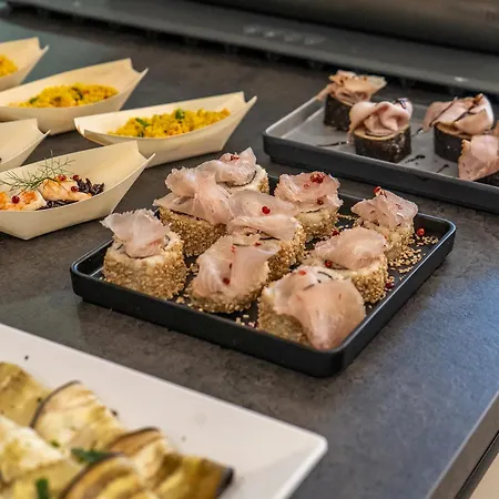 Acropolis מלון קאטוליקה