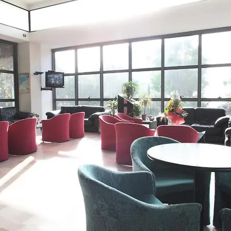 Acropolis Hotel