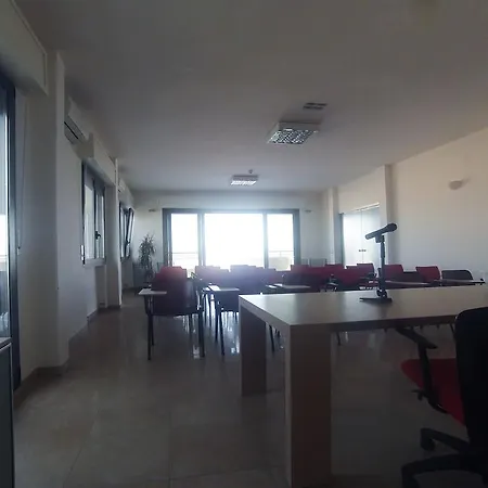 Hotel Acropolis 3*