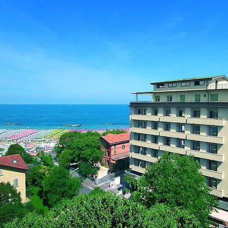 Acropolis Hotel