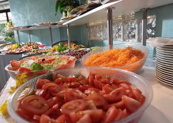 Acropolis فندق 3*