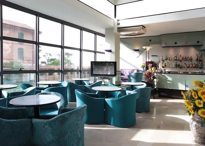 מלון Acropolis קאטוליקה